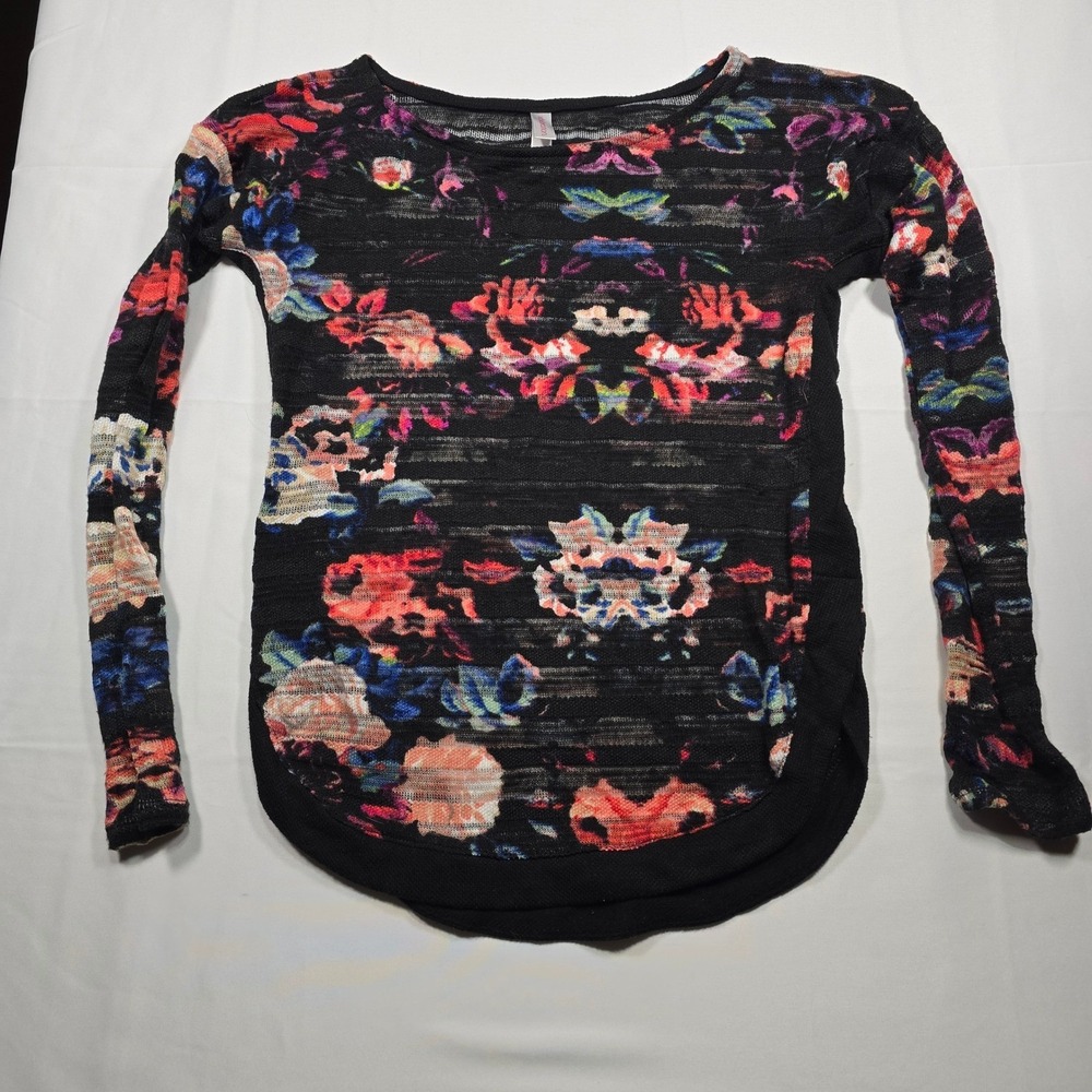 Xhilaration Women's XS Floral Knit Top Black Pink Blue Cottagecore Boho
